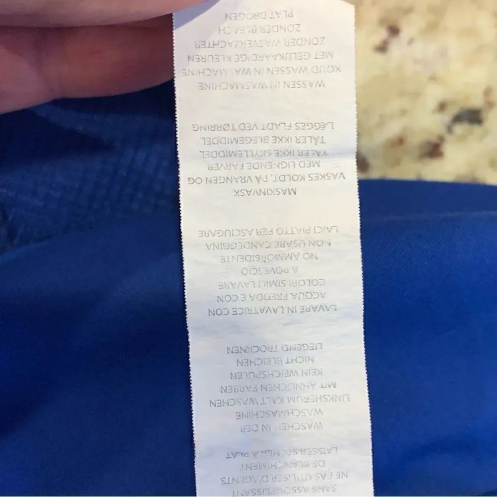 Fabletics Blue Hooded Pullover Size XL - Picture 9 of 9
